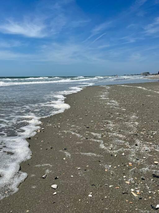 Walk To The Beach-Sleeps 10 And Golfcart Myrtle Beach Zewnętrze zdjęcie