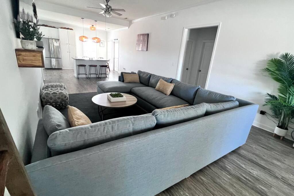 Walk To The Beach-Sleeps 10 And Golfcart Myrtle Beach Zewnętrze zdjęcie
