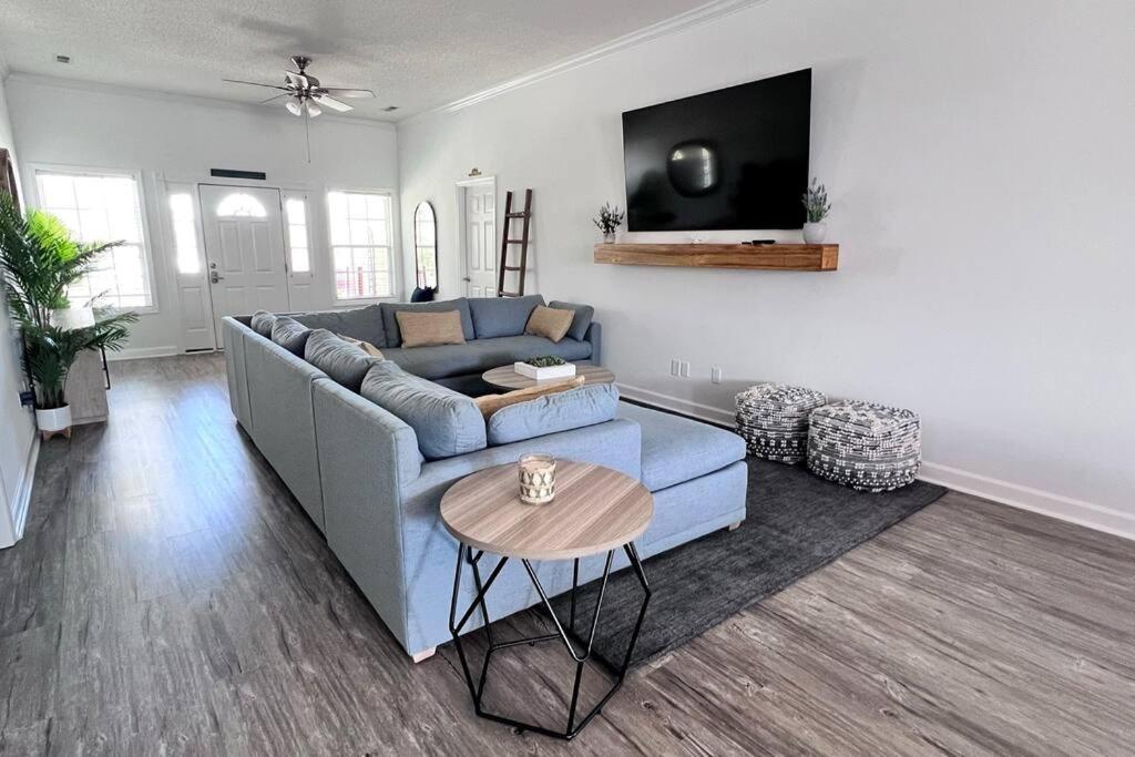 Walk To The Beach-Sleeps 10 And Golfcart Myrtle Beach Zewnętrze zdjęcie